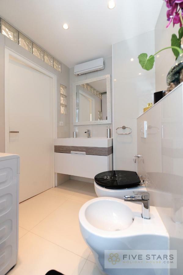 Mini Suite Bijou - Five Stars Holiday House Nizza Exterior foto